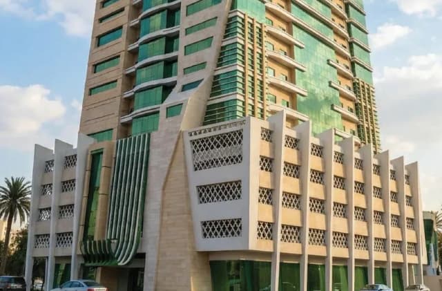 https://d13c6n7sgaw7ah.cloudfront.net/projects/images/azha-views-residences-u06.webp