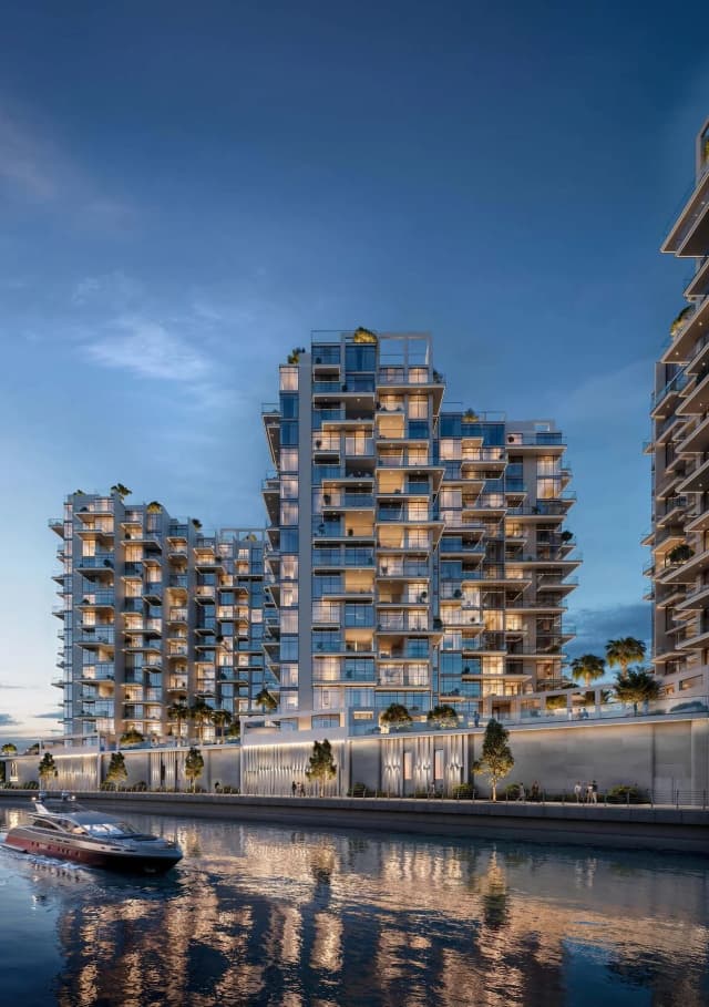 https://d13c6n7sgaw7ah.cloudfront.net/projects/images/bab-al-qasr-canal-view-residence-22-u09.webp
