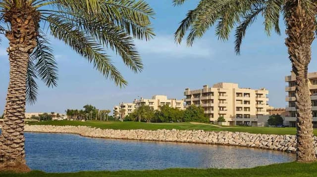 https://d13c6n7sgaw7ah.cloudfront.net/projects/images/golf-apartments-u05.webp