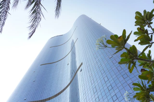 https://d13c6n7sgaw7ah.cloudfront.net/projects/images/leaf-tower-u03.webp