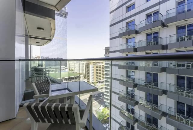 https://d13c6n7sgaw7ah.cloudfront.net/projects/images/oceana-hotel-and-apartments-u04.webp