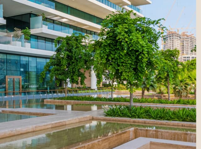 https://d13c6n7sgaw7ah.cloudfront.net/projects/images/one-at-palm-jumeirah-u05.webp