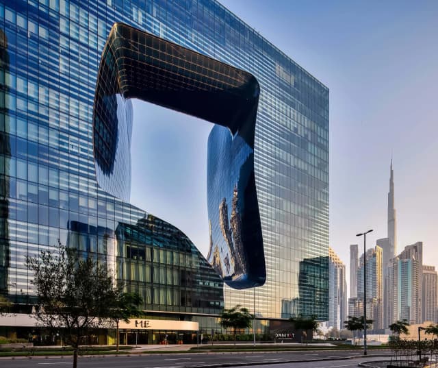 https://d13c6n7sgaw7ah.cloudfront.net/projects/images/opus-by-zaha-hadid-u11.webp