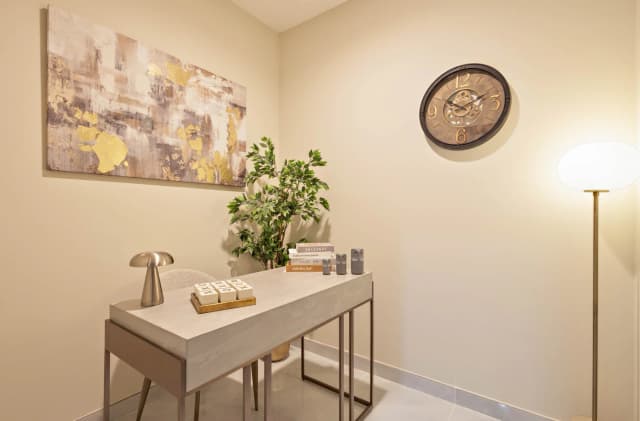 https://d13c6n7sgaw7ah.cloudfront.net/projects/images/symbolic-zen-residences-u14.webp