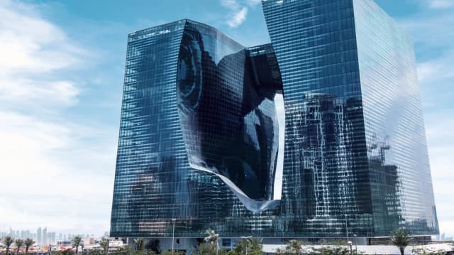 https://d13c6n7sgaw7ah.cloudfront.net/projects/images/the-opus-by-omniyat-u04.webp