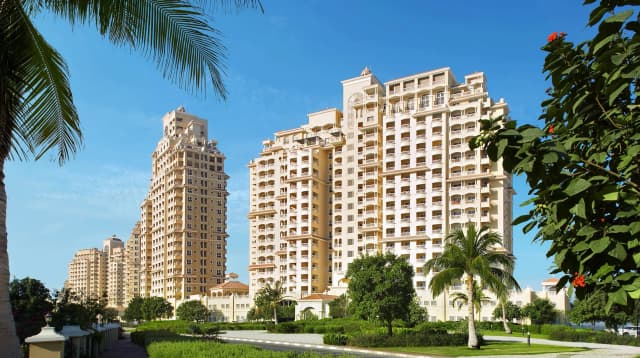 https://d13c6n7sgaw7ah.cloudfront.net/projects/images/the-royal-breeze-residences-u04.webp