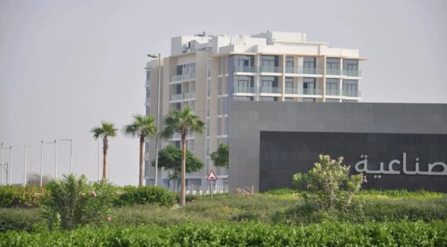 https://d13c6n7sgaw7ah.cloudfront.net/projects/images/al-haseen-residences-2-u03.webp