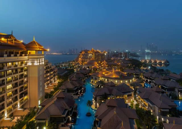 https://d13c6n7sgaw7ah.cloudfront.net/projects/images/anantara-residences-u11.webp