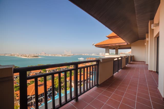 https://d13c6n7sgaw7ah.cloudfront.net/projects/images/anantara-the-palm-dubai-resort-u05.webp