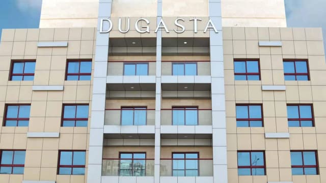https://d13c6n7sgaw7ah.cloudfront.net/projects/images/dugasta-warsan-u03.webp