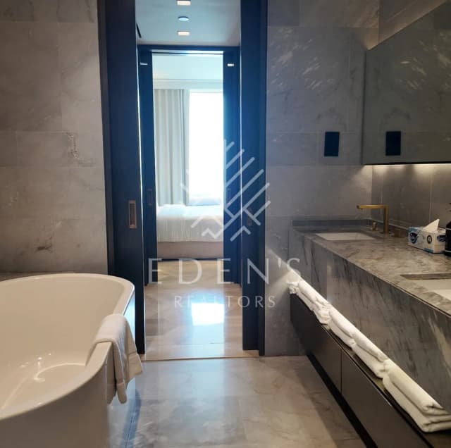 https://d13c6n7sgaw7ah.cloudfront.net/projects/images/five-palm-jumeirah-u05.webp